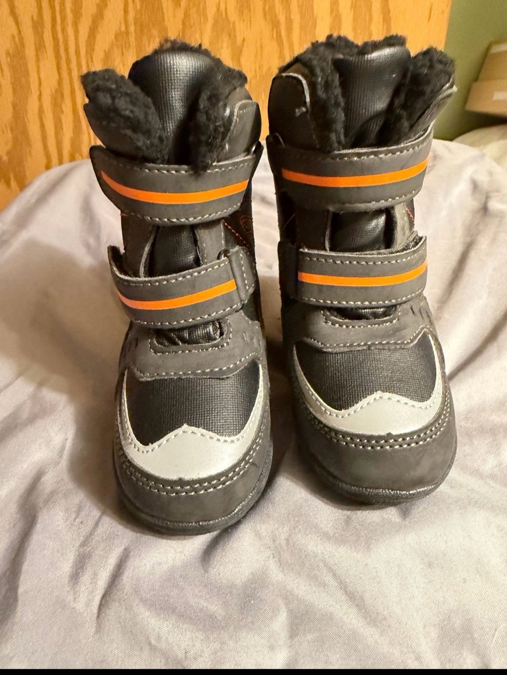 totes Kids Black and Gray Winter Boots with Orange Stripe